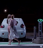 BlackMirror_28248229.jpg