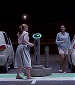 BlackMirror_28250529.jpg