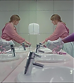 BlackMirror_28305029.jpg
