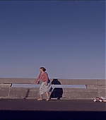 BlackMirror_28322529.jpg