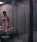 BlackMirror_28383429.jpg