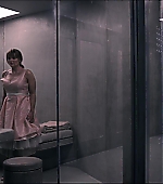 BlackMirror_28383529.jpg