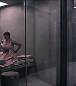 BlackMirror_28385929.jpg